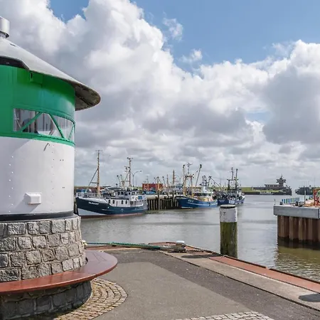 2 Bedroom Lovely In *