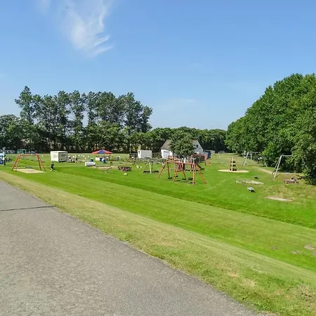 2 Bedroom Lovely In *