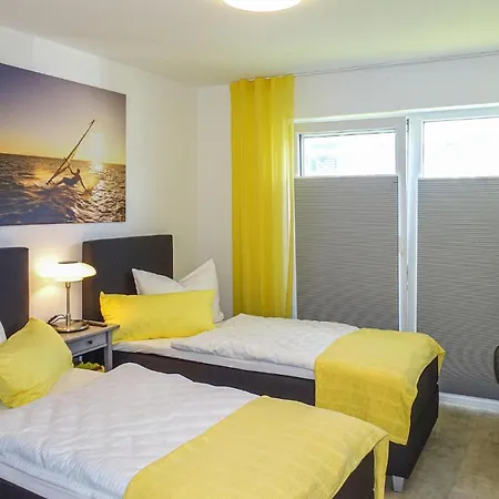 2 Bedroom Lovely In アパート