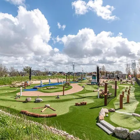 2 Bedroom Lovely In *